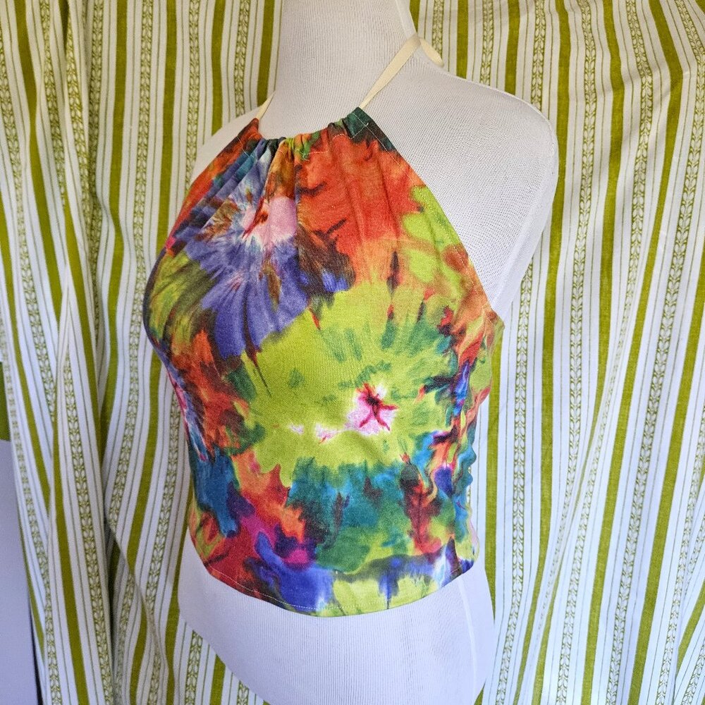 Size L Retro Rainbow Floral Halter Top NEW